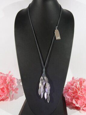 NWT J. Jill Adjustable Necklace with a Shell Pendants